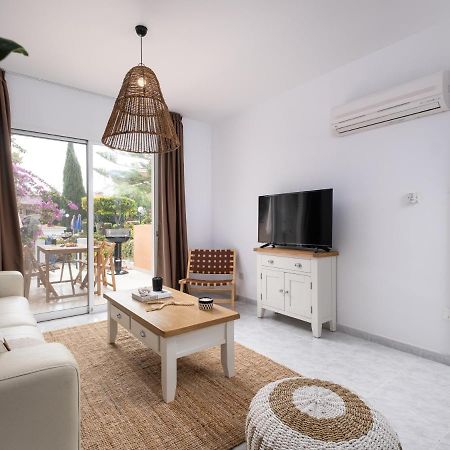 Nephele-Stylish 2Bd Townhouse In Kato Paphos Villa Luaran gambar