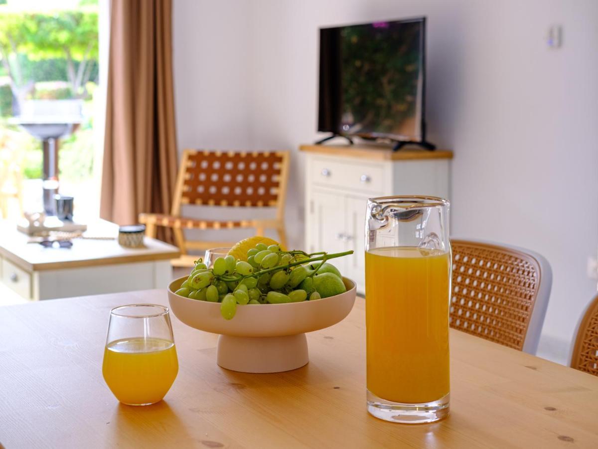 Nephele-Stylish 2Bd Townhouse In Kato Paphos Villa Luaran gambar